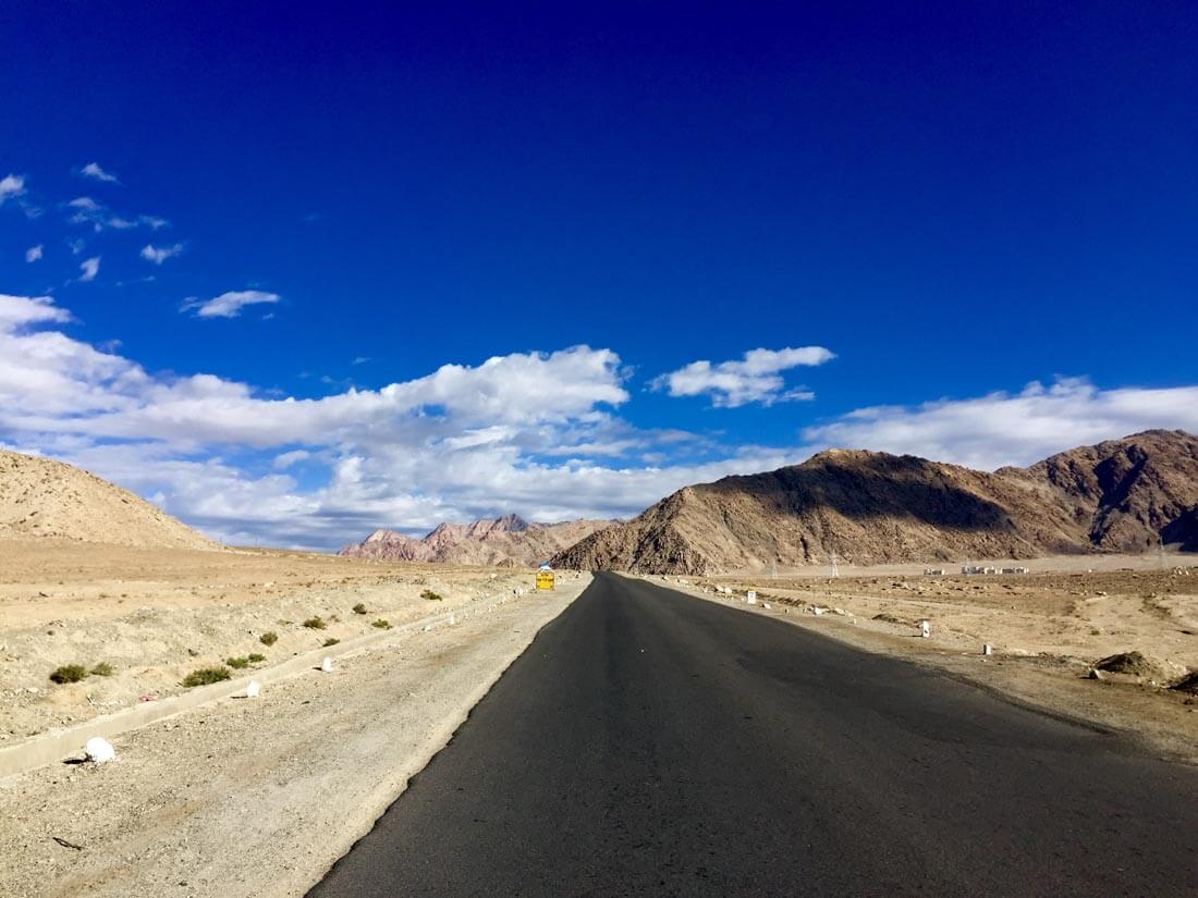 Carretera solitaria de Ladakh