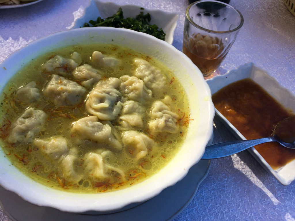 Dushabra, una sopa de dumplings típica del norte de Azerbaiyán