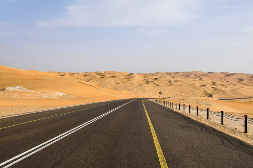 A guide to Liwa Oasis and the Moreeb dune (Tal Mireb) - Against the Compass