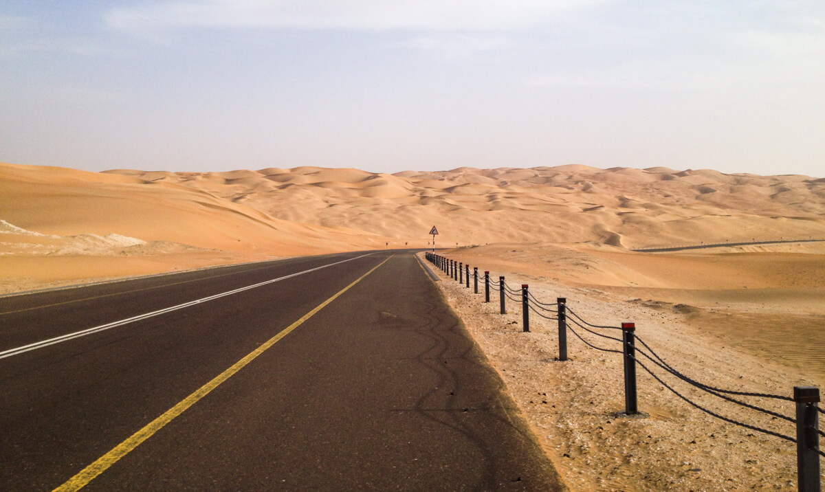 UAE Sand Dunes; Liwa Desert Sand Dune In Abu Dhabi, Dubai