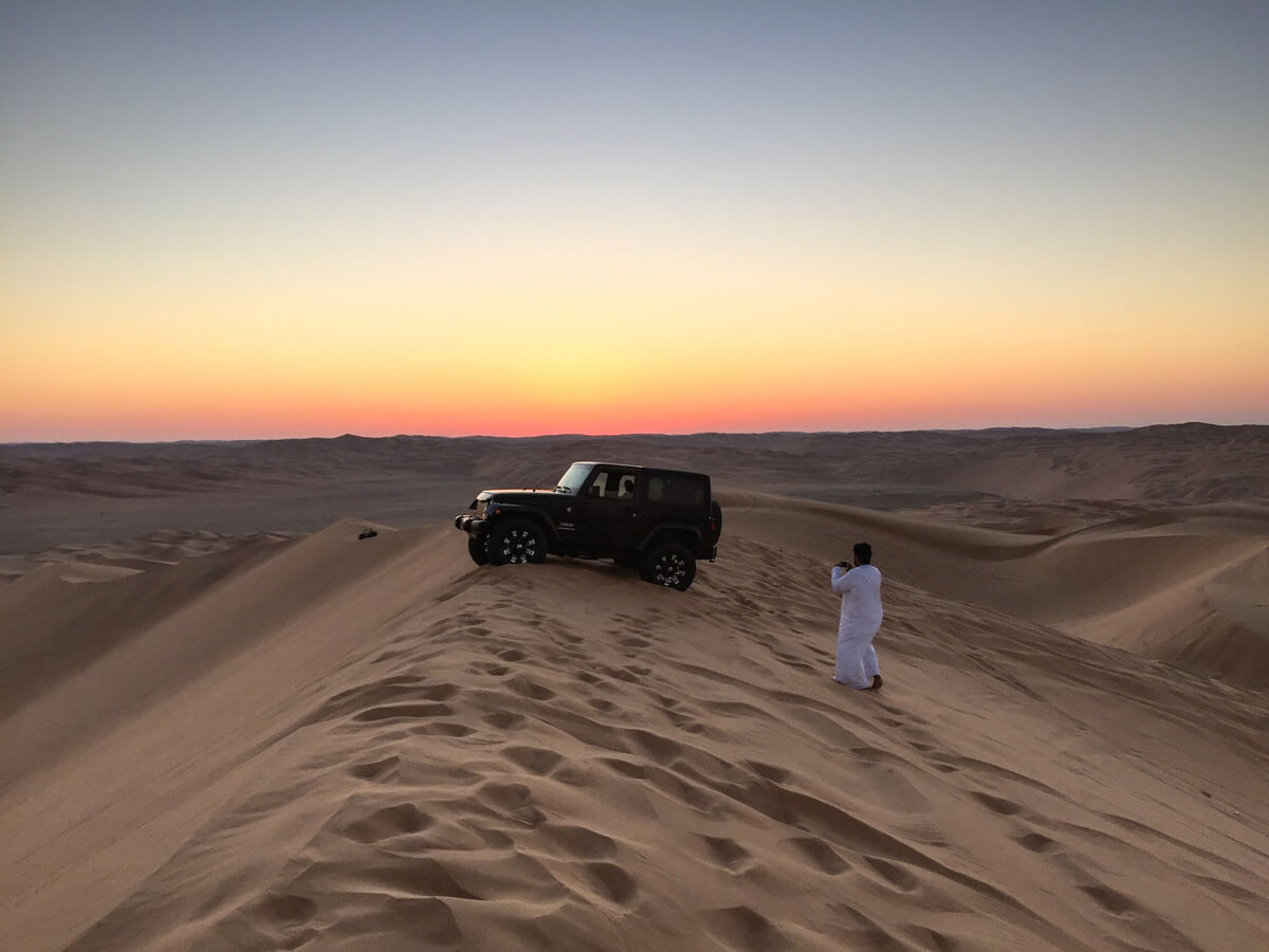 explore uae travel