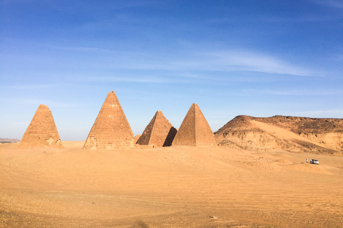 visit sudan pyramids