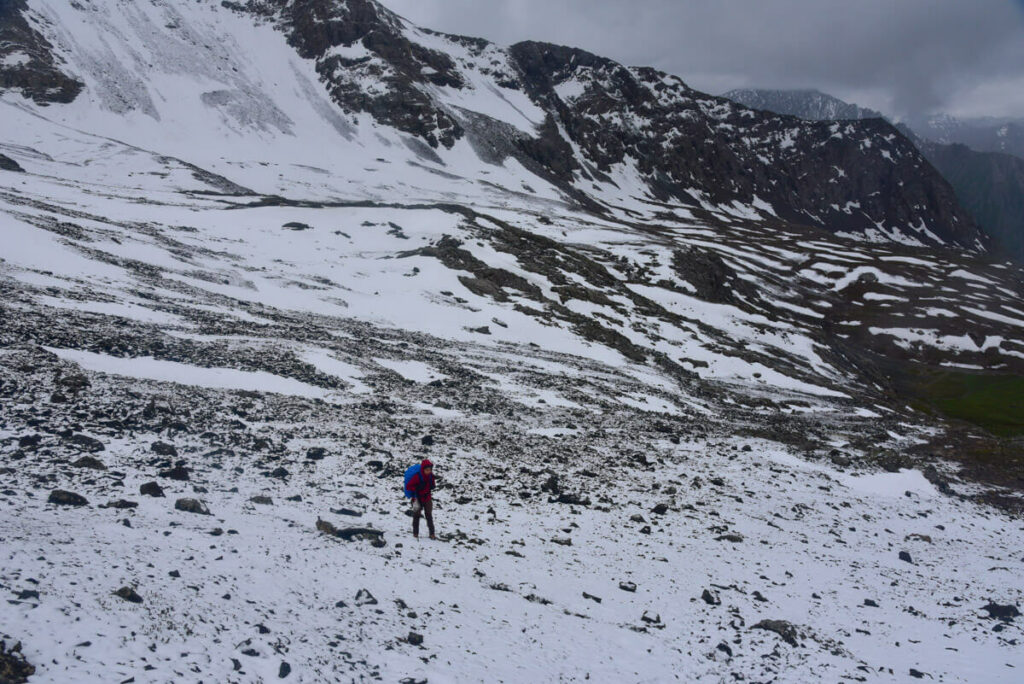 Hiking kyrgyzstan