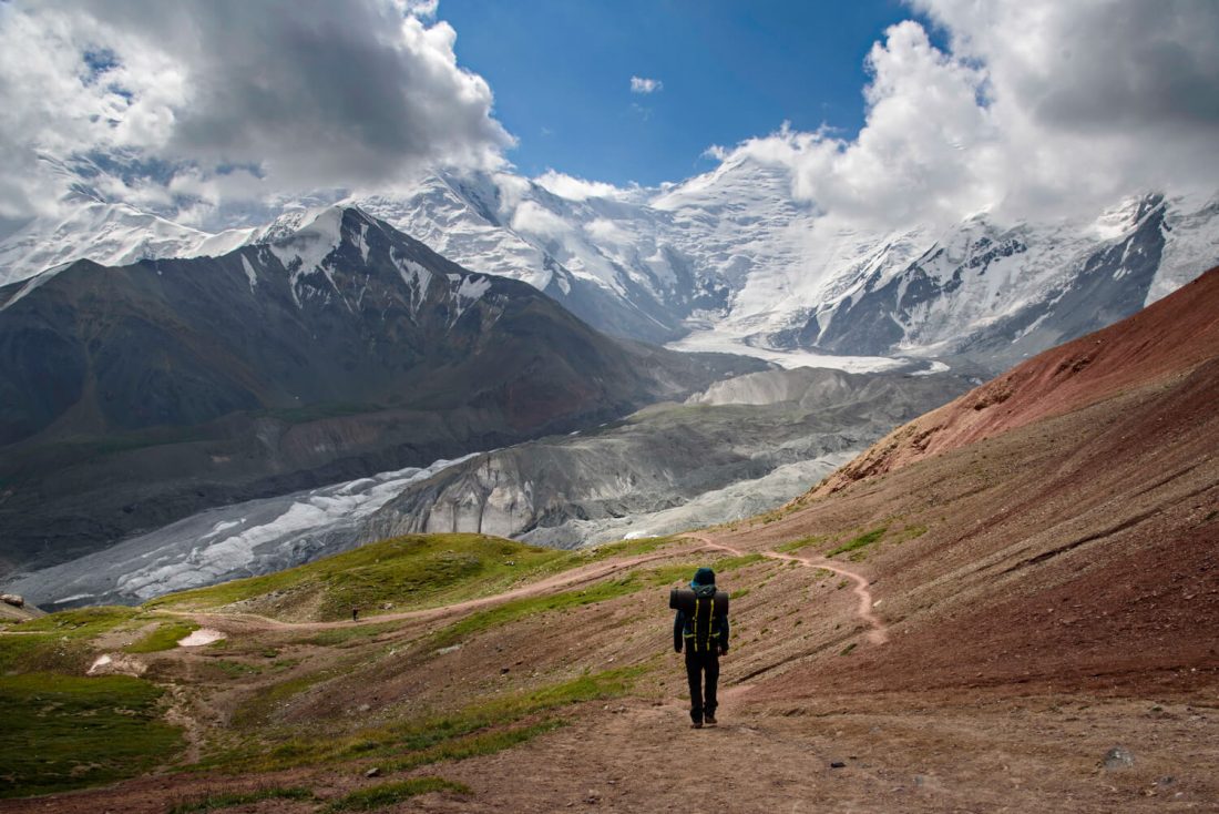 Trekking Lenin base camp