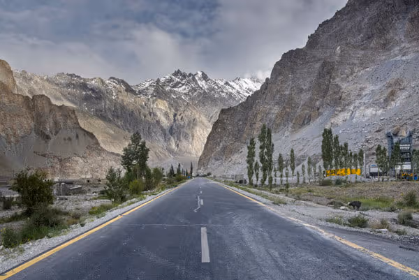 A guide to the Karakoram Highway – From Pakistan to China