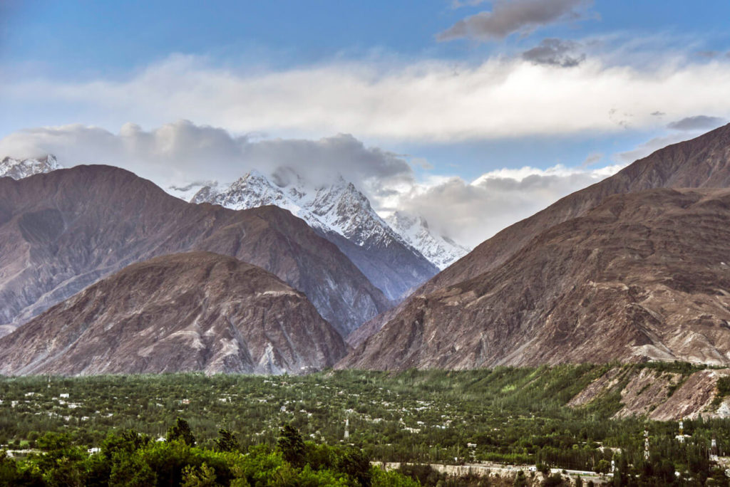 Karakoram Highway travel