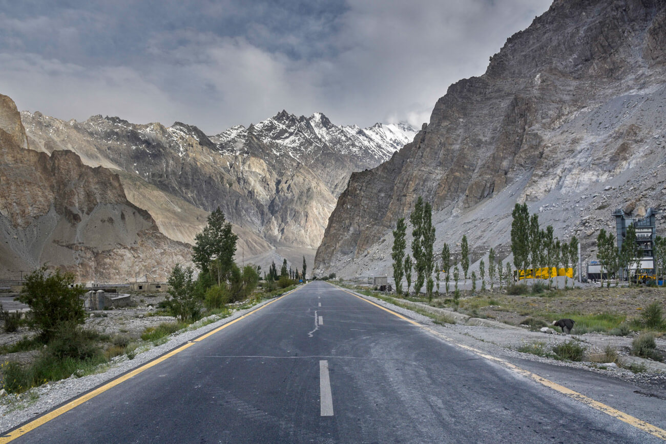 A guide to the Karakoram Highway - From Pakistan to China - Against the ...