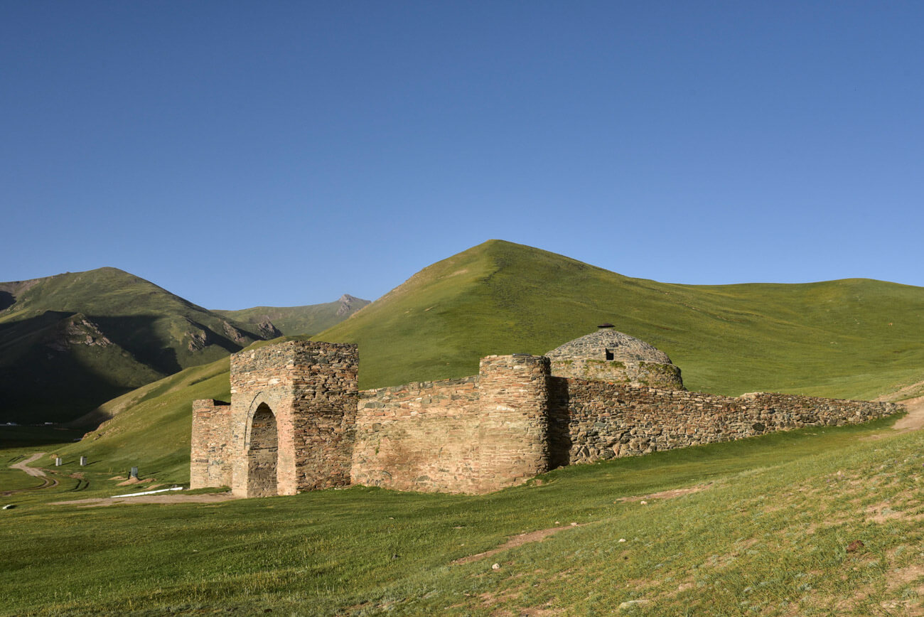 solo travel kyrgyzstan