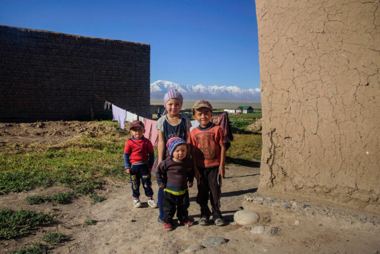 Backpacking in Kyrgyzstan 1 to 4week itinerary Against the Compass