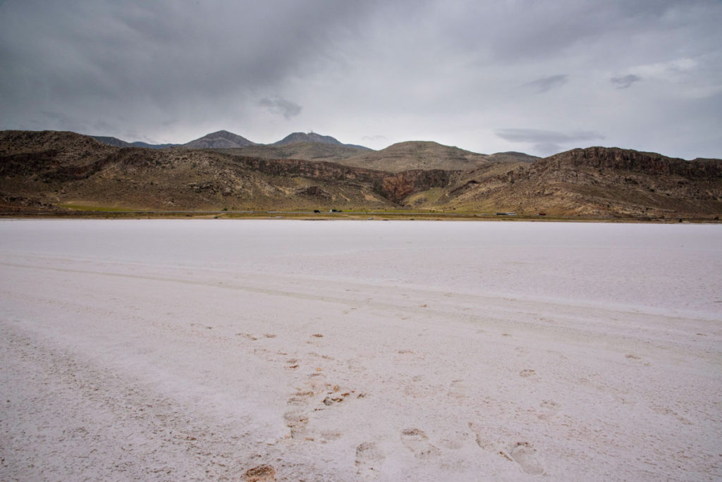 Shiraz salt lake