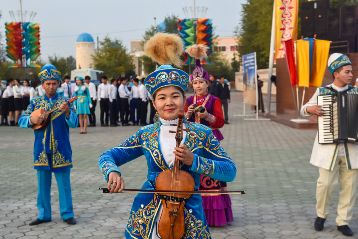 kazakhstan travel groups