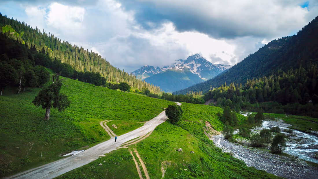 trekking abkhazia