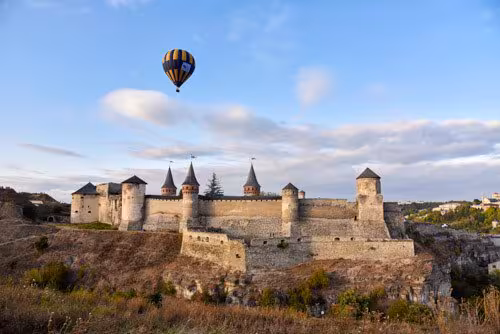 Useful tips and how to travel to Ukraine (2025)