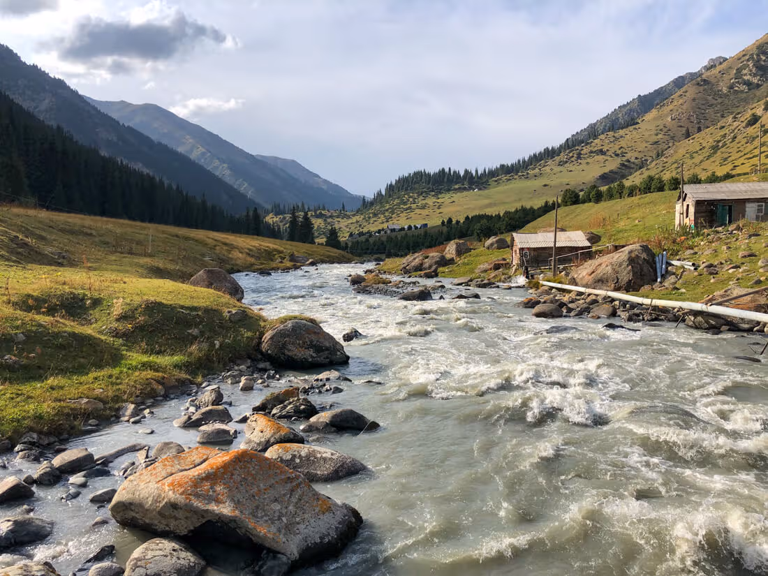 altyn arashan trek