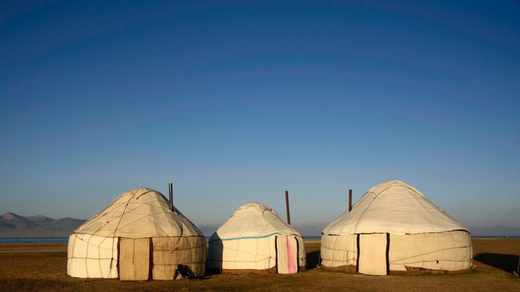 80 Photos that will make you want to travel the Silk Road - Against the ...