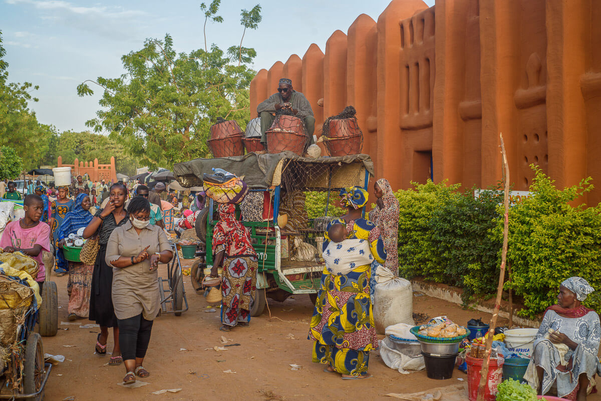 Tips and how to travel to Mali in 2024 - Against the Compass