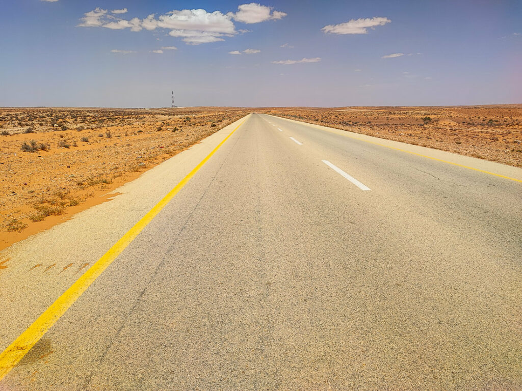 How to travel to Libya by road