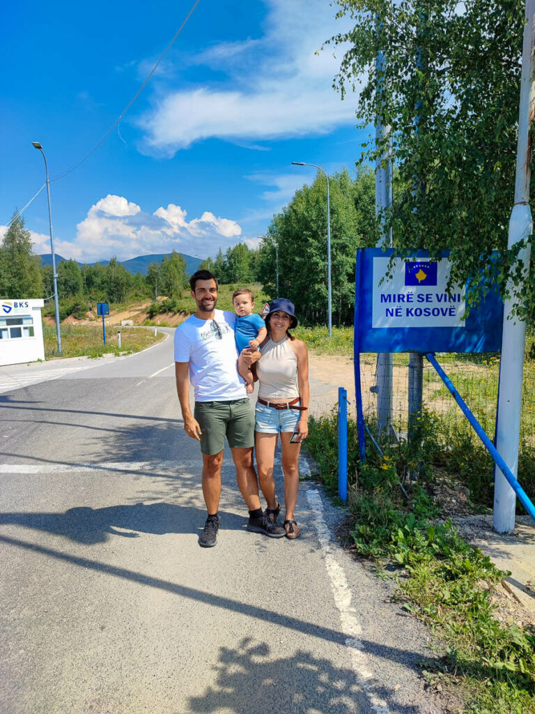 Cómo viajar a Kosovo por tierra