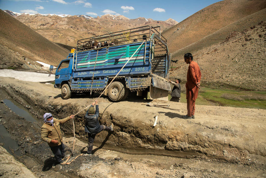 carreteras en afganistán