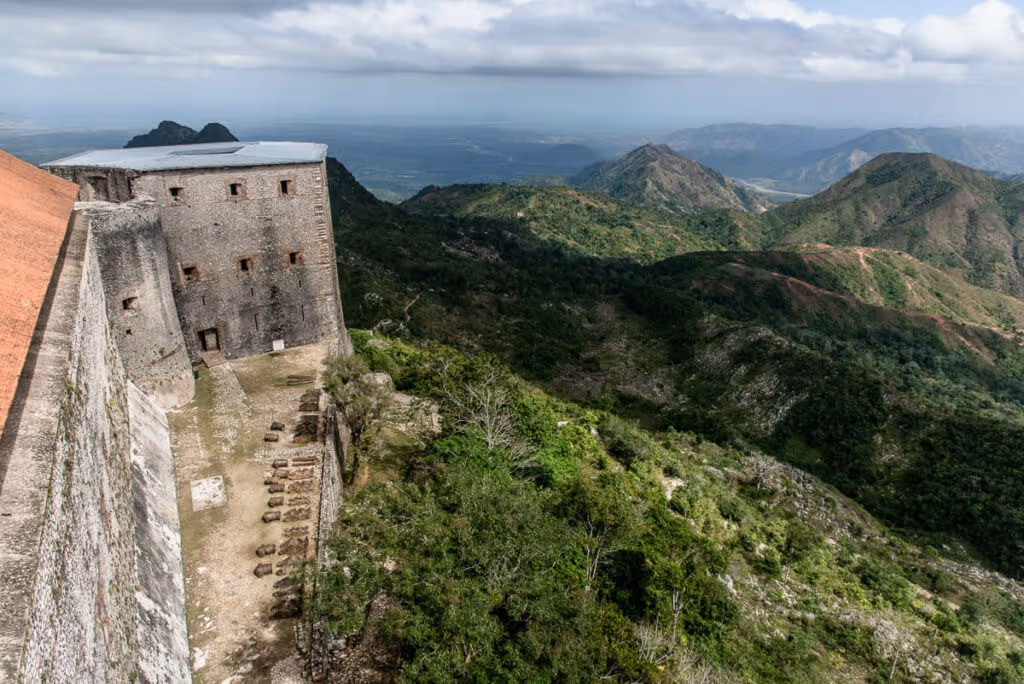 Hiking up to Citadelle Laferrière