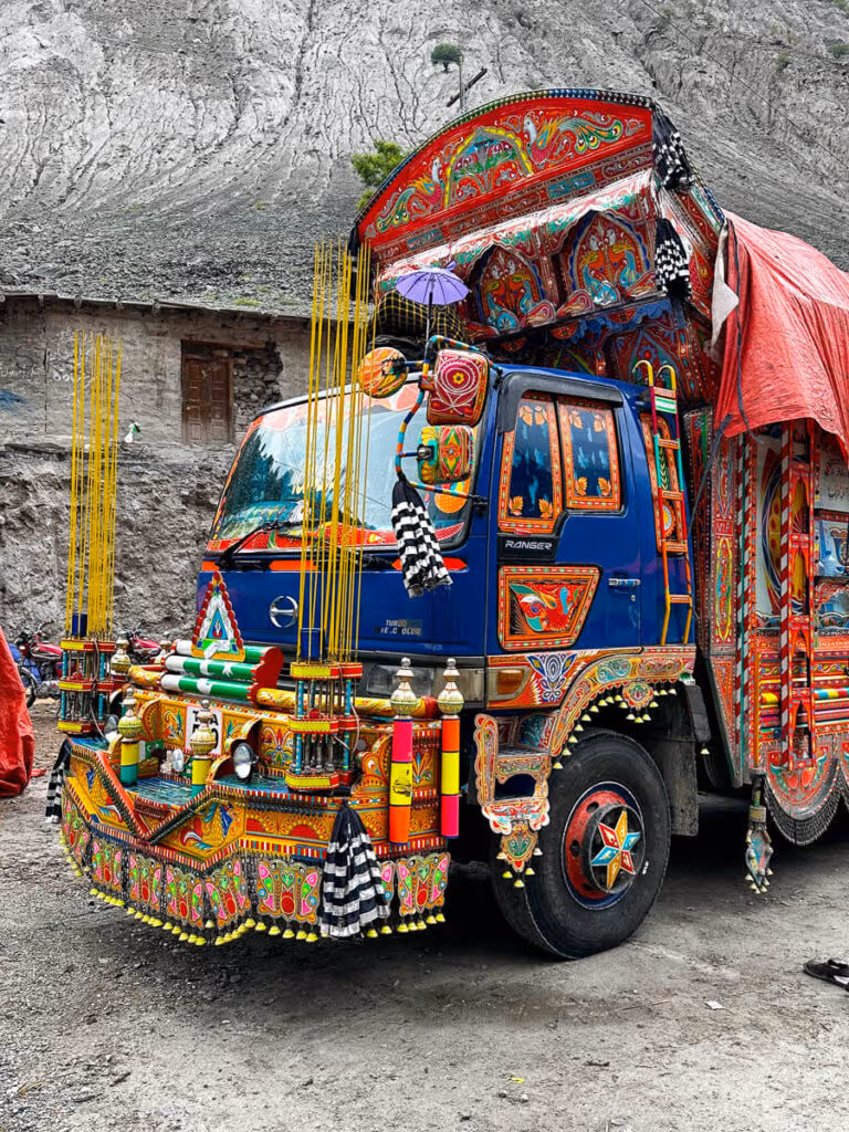 Trucks Pakistan