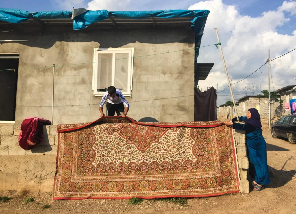 Refugiados con sus tareas rutinarias