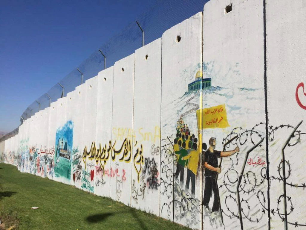 The graffities (or paintings onto the wall